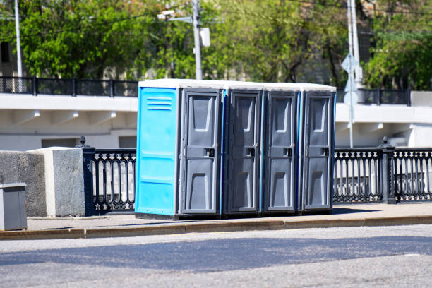 Portable Toilet Options We Offer in Farmington, MI